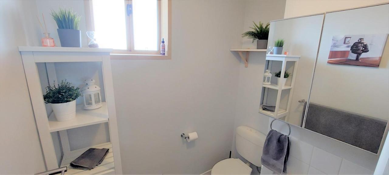 Sky High On Arundel - Central Fremantle Apartment Екстер'єр фото